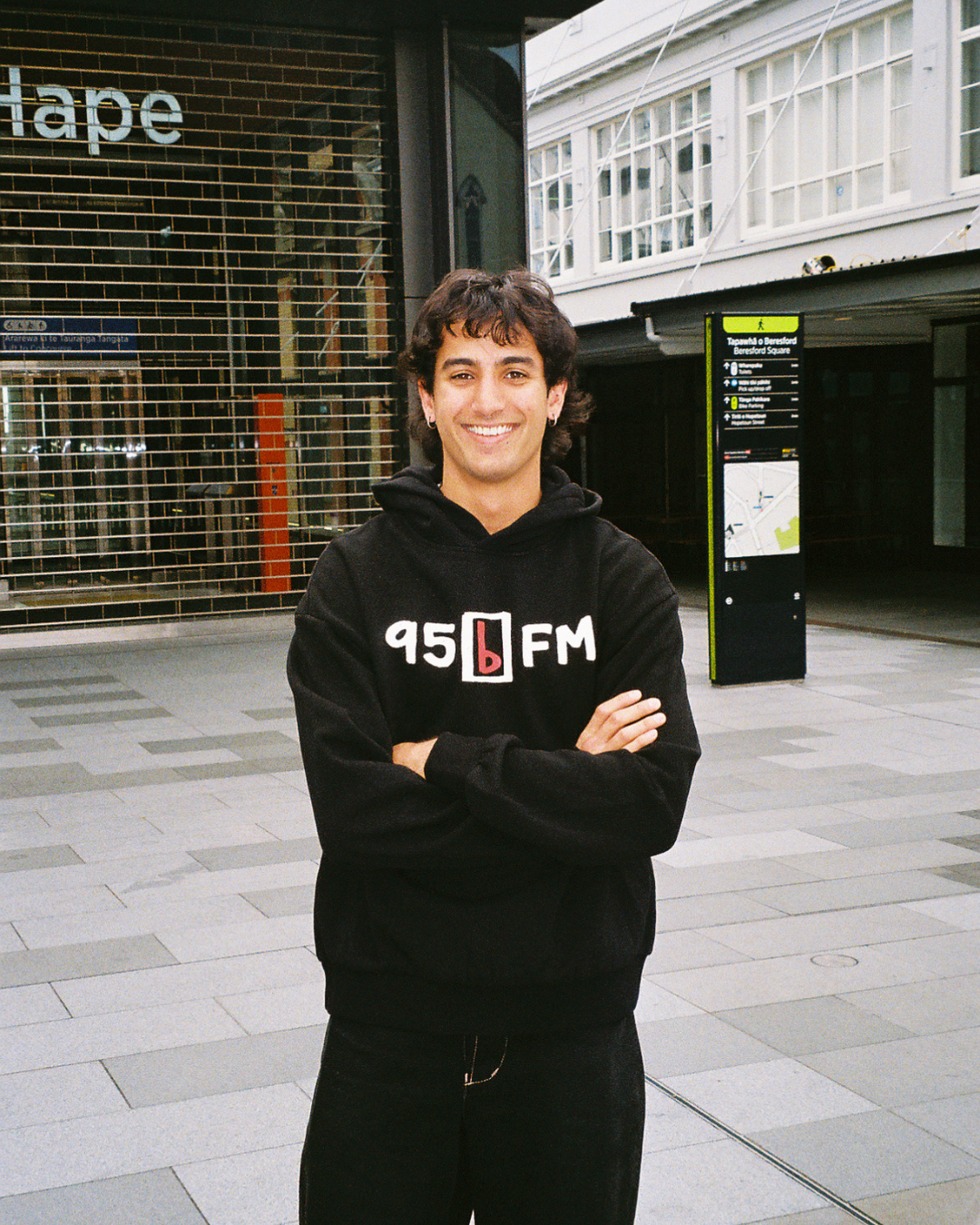 95bFM Logo Box Hoodie